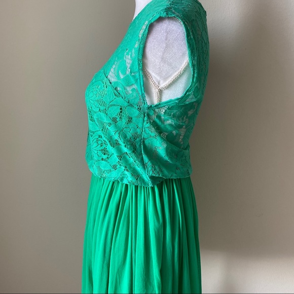 ASOS green lace and layered material dress - Picture 7 of 8